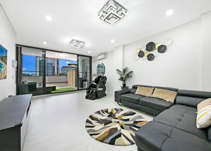 Cozy 2 Bedroom 6 Minutes To Train Station With Parking